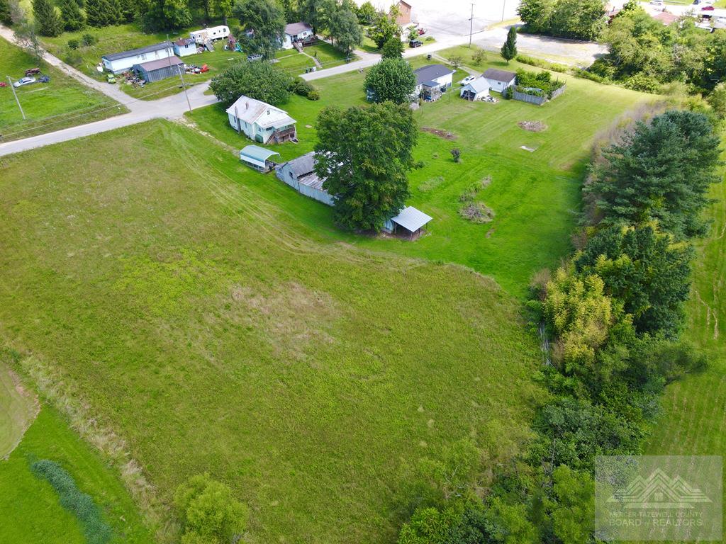 211 Black Oak Road Princeton, WV 24740 - Photo 12 of 12 Gallery Image 12