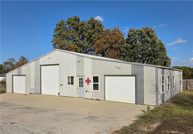 $524,900 | 4215 320 Road, El Dorado Springs, MO 64744