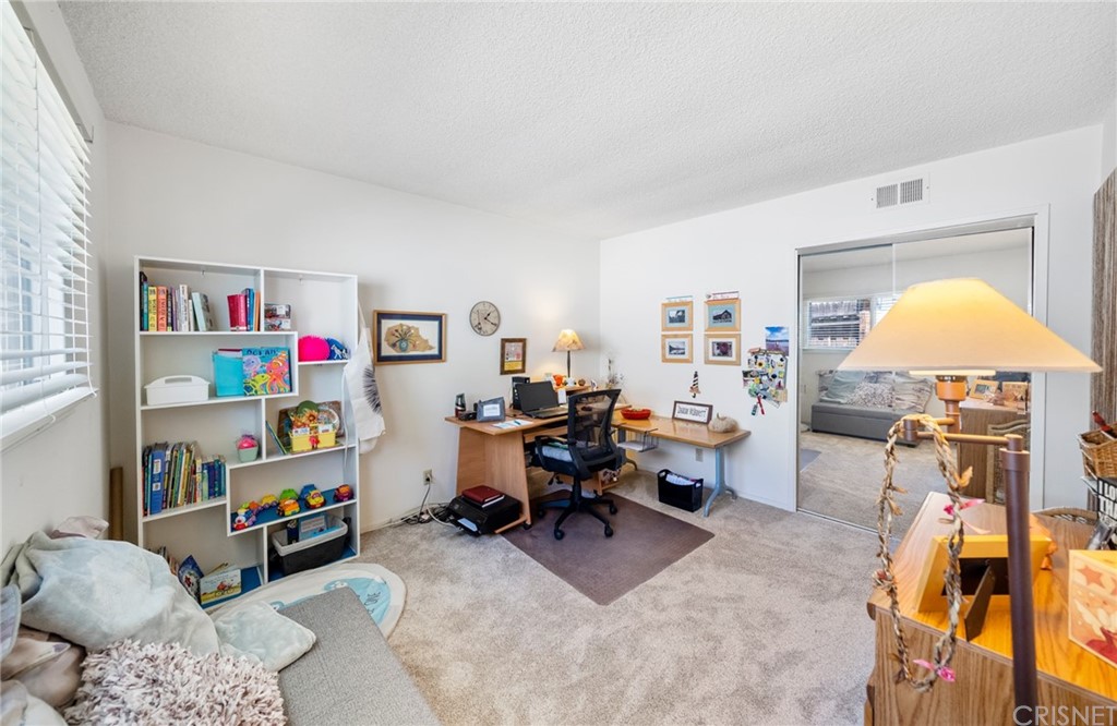 24304 Highlander Road West Hills, CA 91307 - Photo 16 of 29