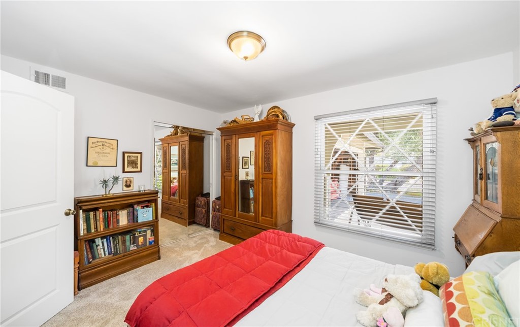 24304 Highlander Road West Hills, CA 91307 - Photo 18 of 29