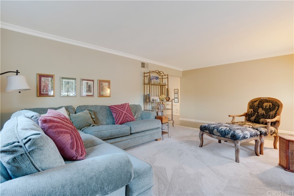 24304 Highlander Road West Hills, CA 91307 - Photo 20 of 29