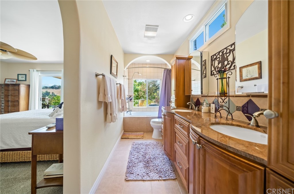 24304 Highlander Road West Hills, CA 91307 - Photo 10 of 29