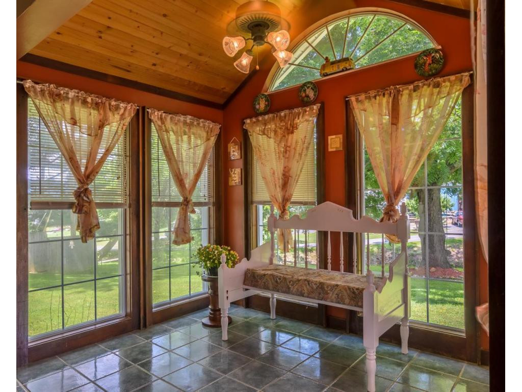 146 Clover Branch Road Elizabethton, TN 37643 - Photo 8 of 24 Photo 8