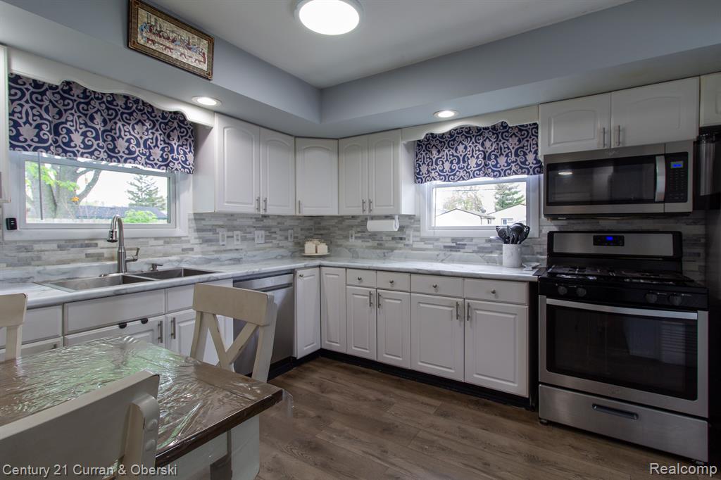 7627 Inkster Road Westland, MI 48185 - Photo 8 of 24