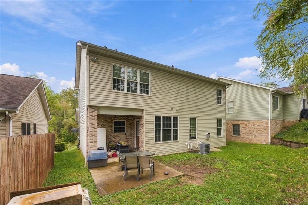 525 Hoover Road Pittsburgh, PA 15235 - Photo 26 of 30 Gallery Image 26