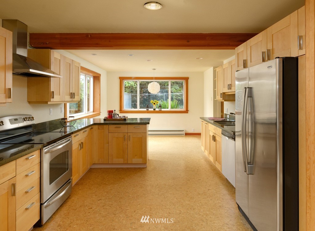 593 McMinn Road Port Townsend, WA 98368 - Photo 13 of 28 Gallery Image 13