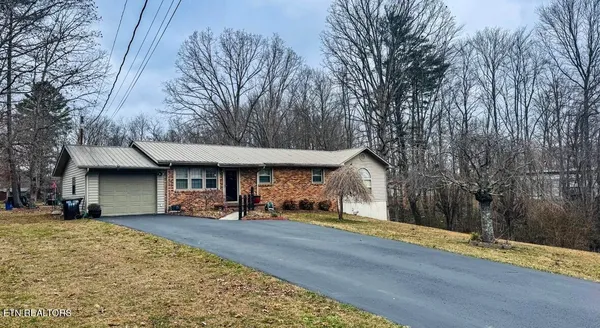$265,000 | 357 Pine Creek Road, Oneida, TN 37841