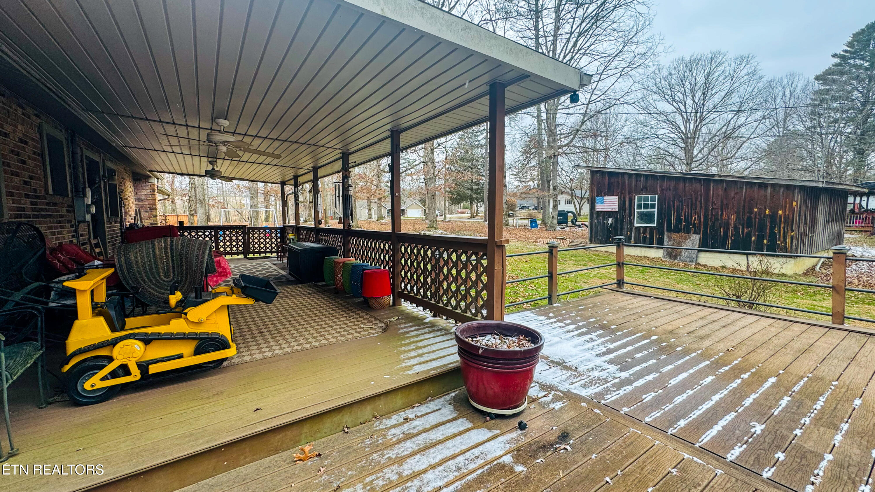 357 Pine Creek Road Oneida, TN 37841 - Photo 10 of 30 IMG_1571