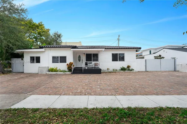 $1,600,000 | 1761 Southwest 14th Street, Miami, FL 33145