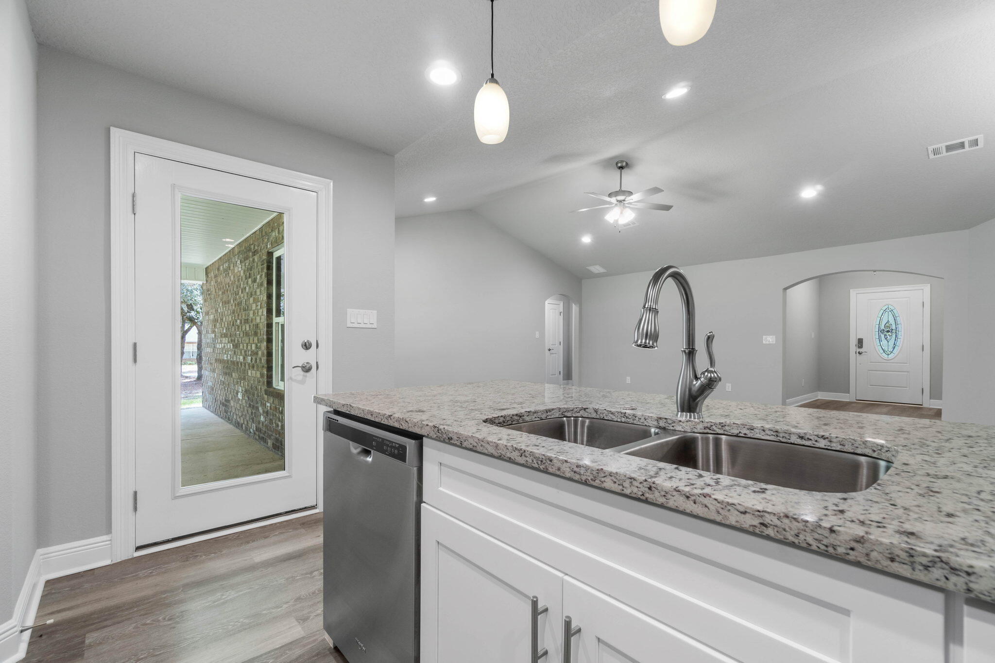 9170 Trident Road Milton, FL 32583 - Photo 17 of 40
