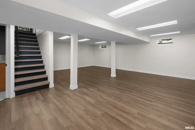 $319,900 | 905 Wisconsin Street, Le Claire, IA 52753