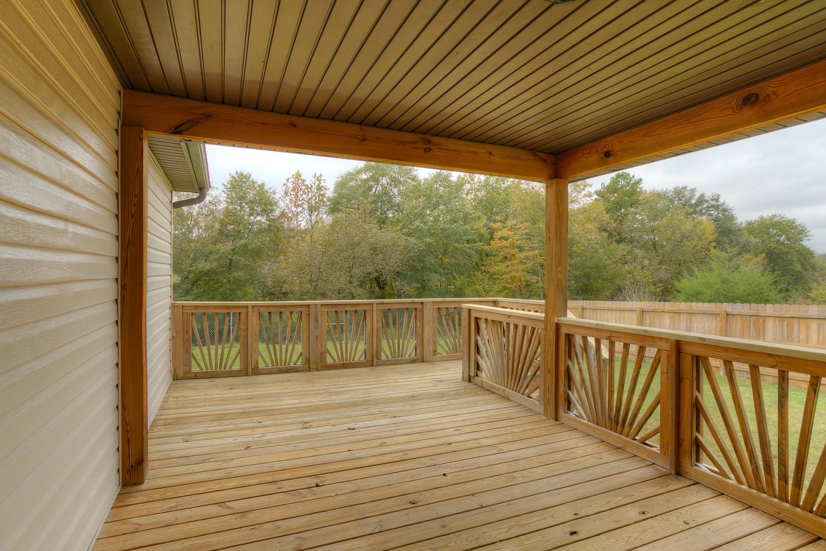 2786 Forest Road Chattanooga, TN 37406 - Photo 15 of 30 Back Deck