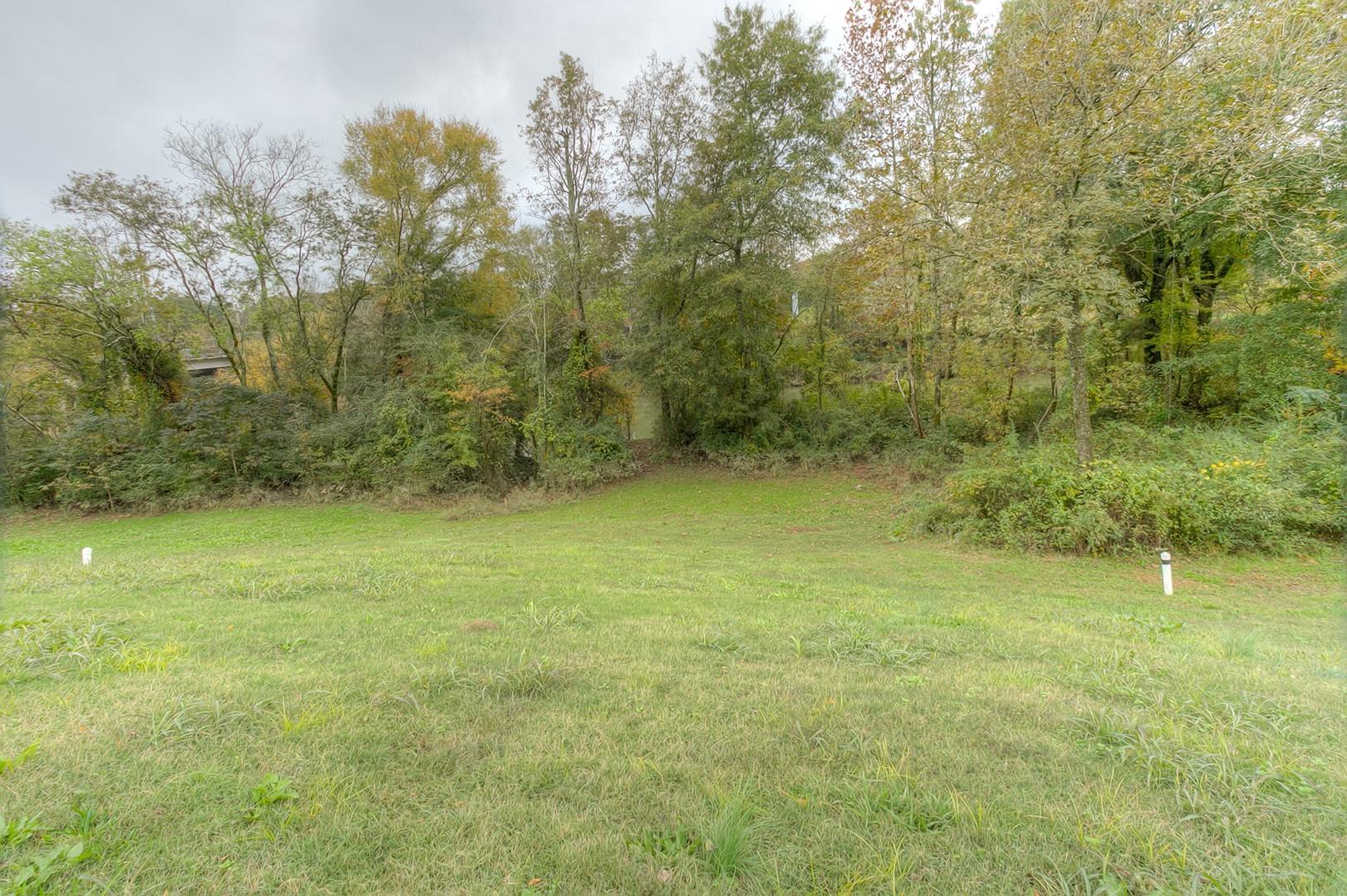 2786 Forest Road Chattanooga, TN 37406 - Photo 22 of 30 Perfectly Private