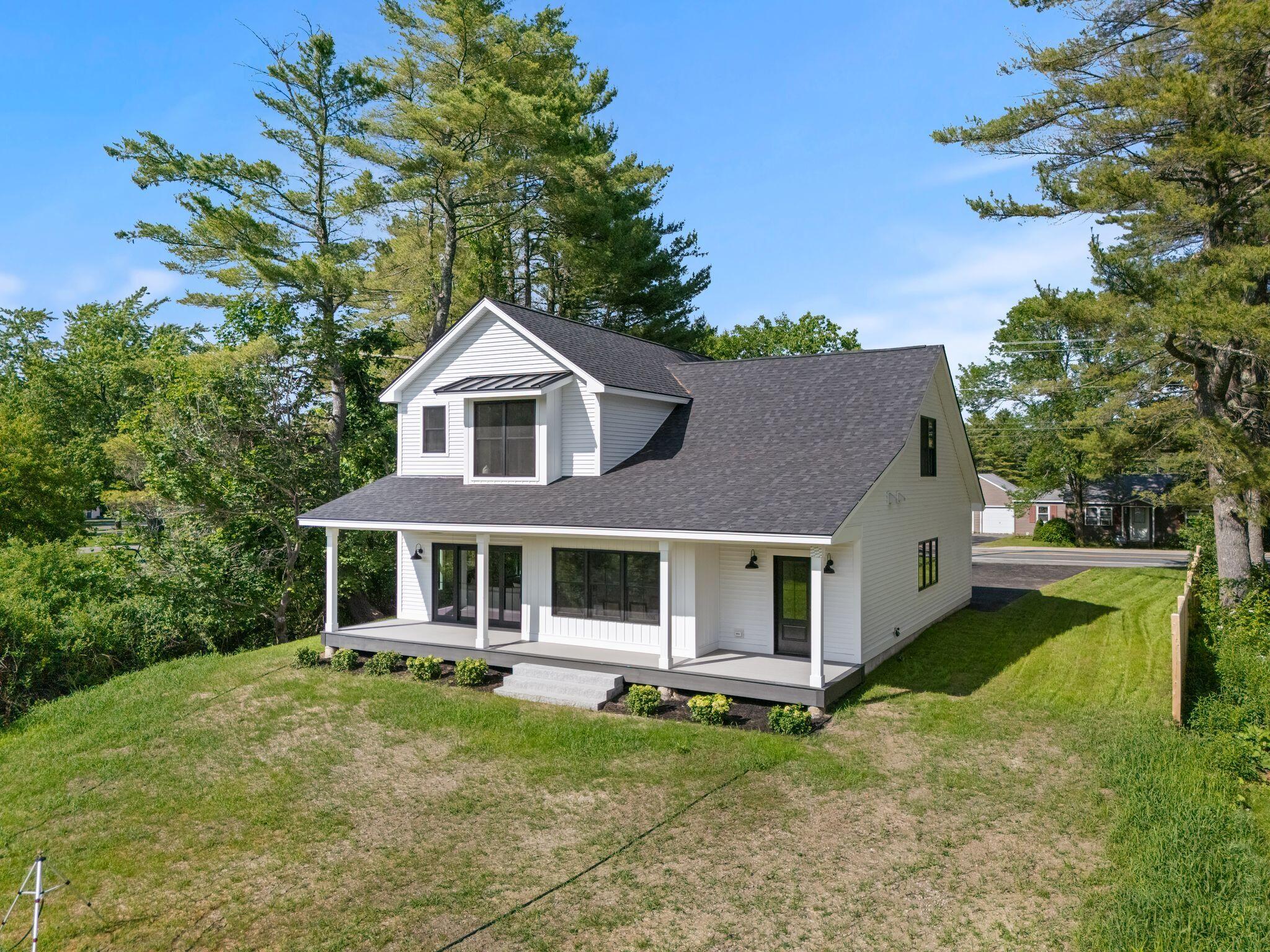 300 North Road Yarmouth, ME 04096 - Photo 4 of 61 300_North_Rd_54