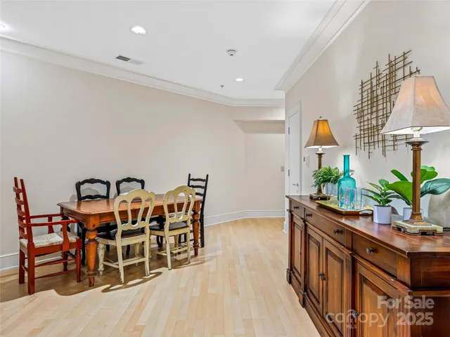 $595,000 | 21 Battery Park Avenue, Unit 308, Asheville, NC 28801