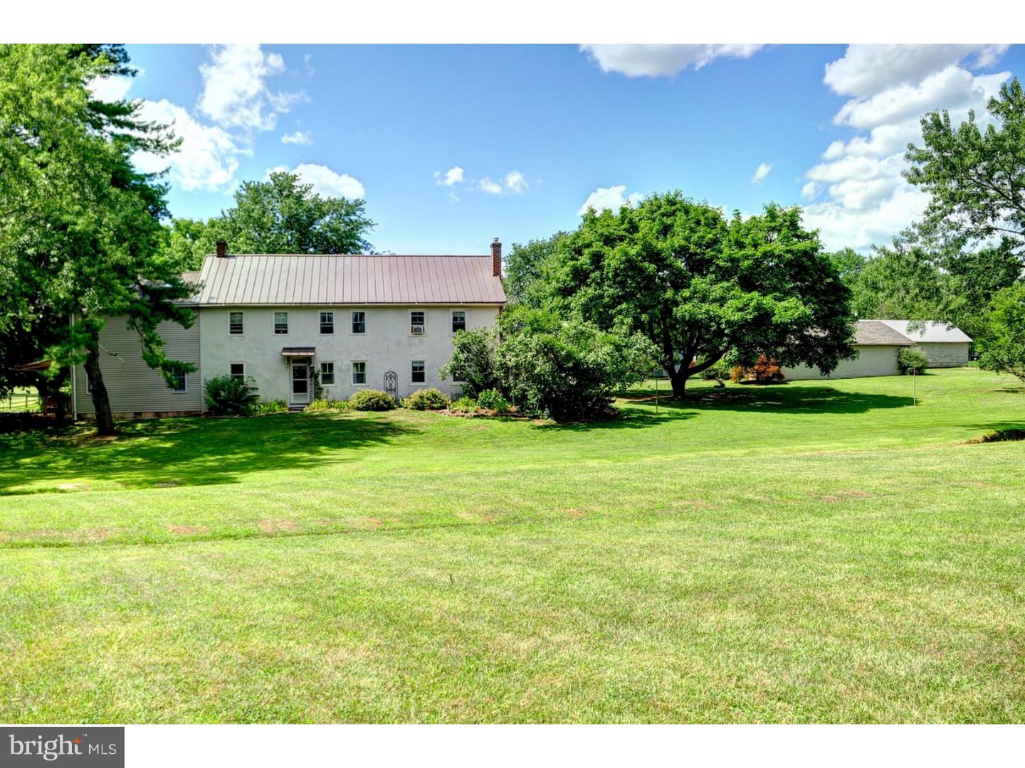 411 Yoder Road Harleysville, PA 19438 - Photo 21 of 25 Exterior Back