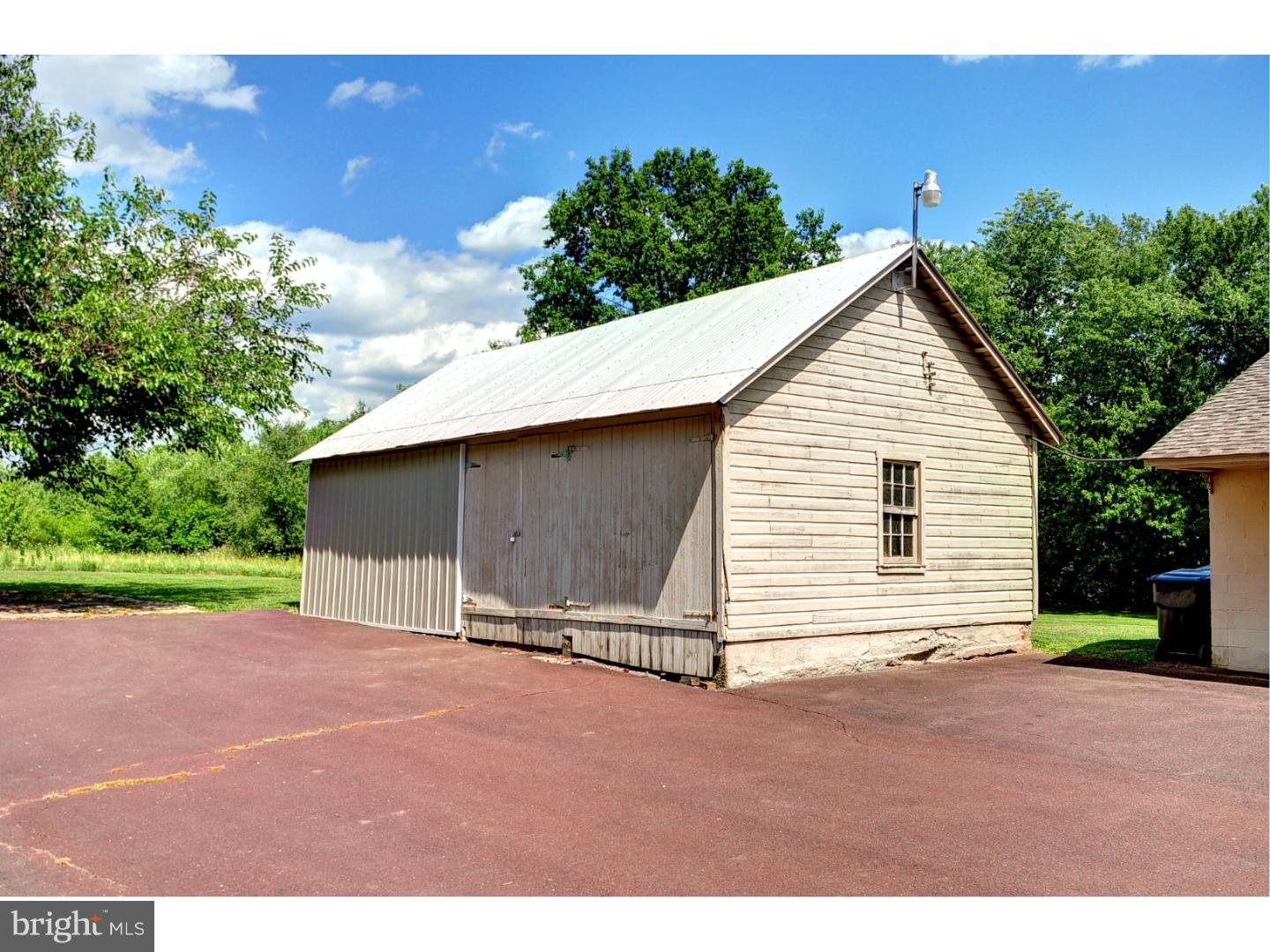 411 Yoder Road Harleysville, PA 19438 - Photo 24 of 25 Barn