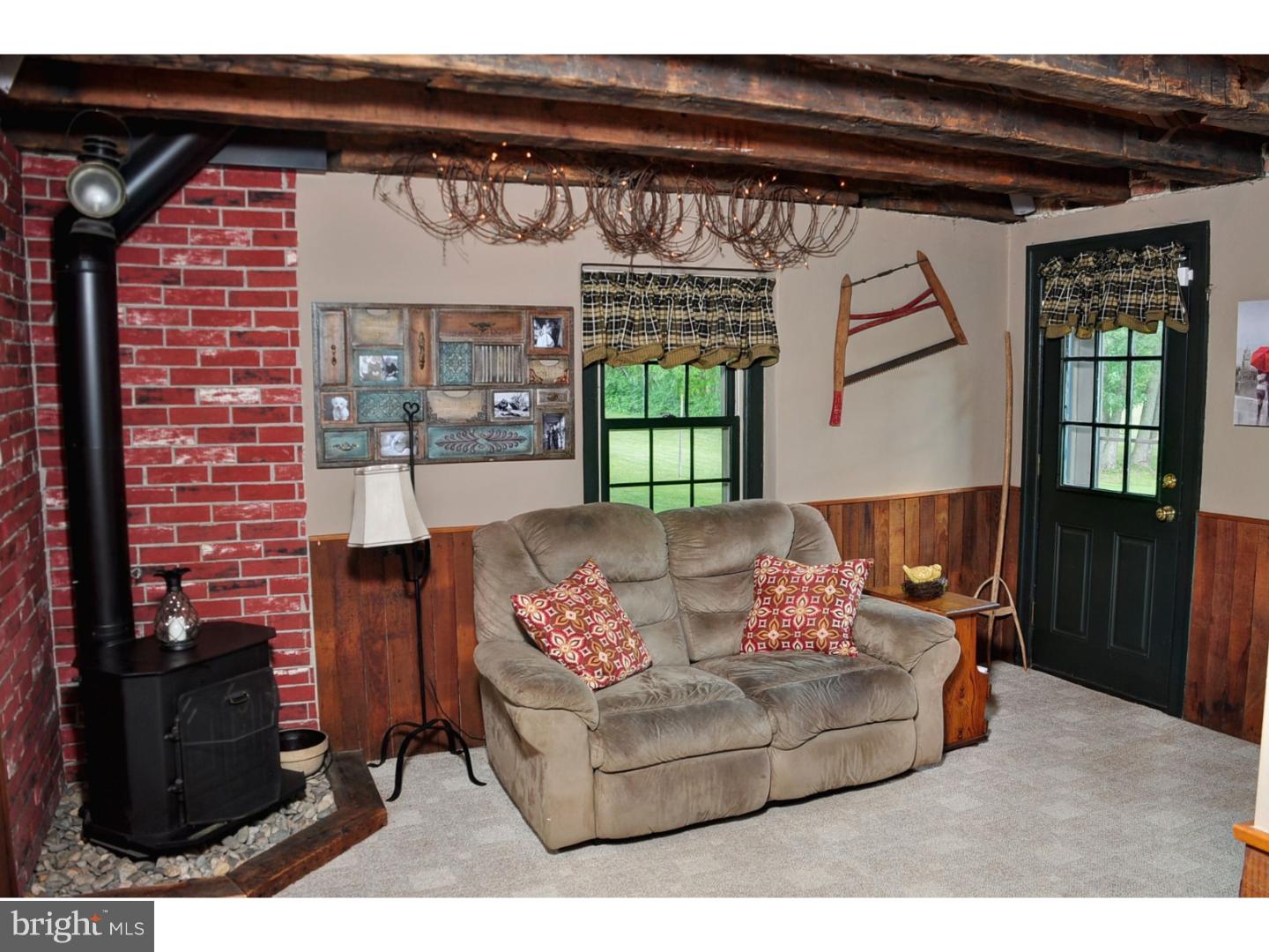 411 Yoder Road Harleysville, PA 19438 - Photo 6 of 25 Family Room