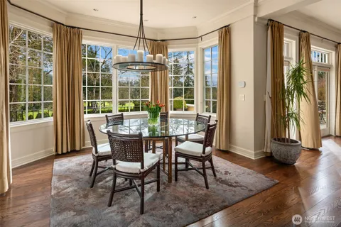 $12,495,000 | Undisclosed Address, Medina, WA 98039