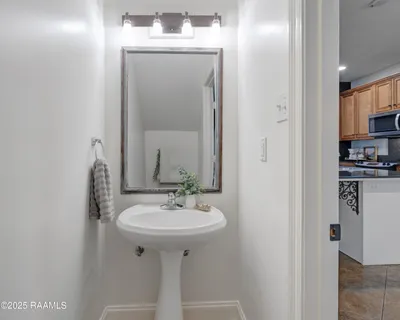 $220,000 | 701 West Taft Street, Unit 7, Lafayette, LA 70503