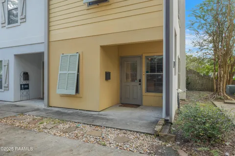 $220,000 | 701 West Taft Street, Unit 7, Lafayette, LA 70503