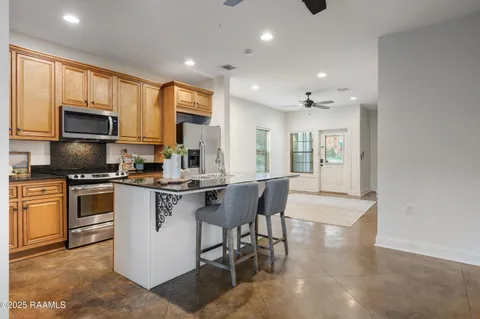 $220,000 | 701 West Taft Street, Unit 7, Lafayette, LA 70503