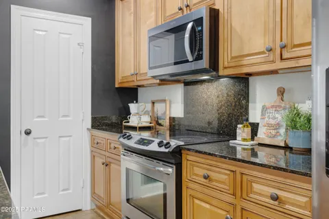 $220,000 | 701 West Taft Street, Unit 7, Lafayette, LA 70503