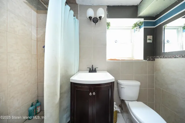 $720,000 | 34 Andros Avenue | Mariners Harbor