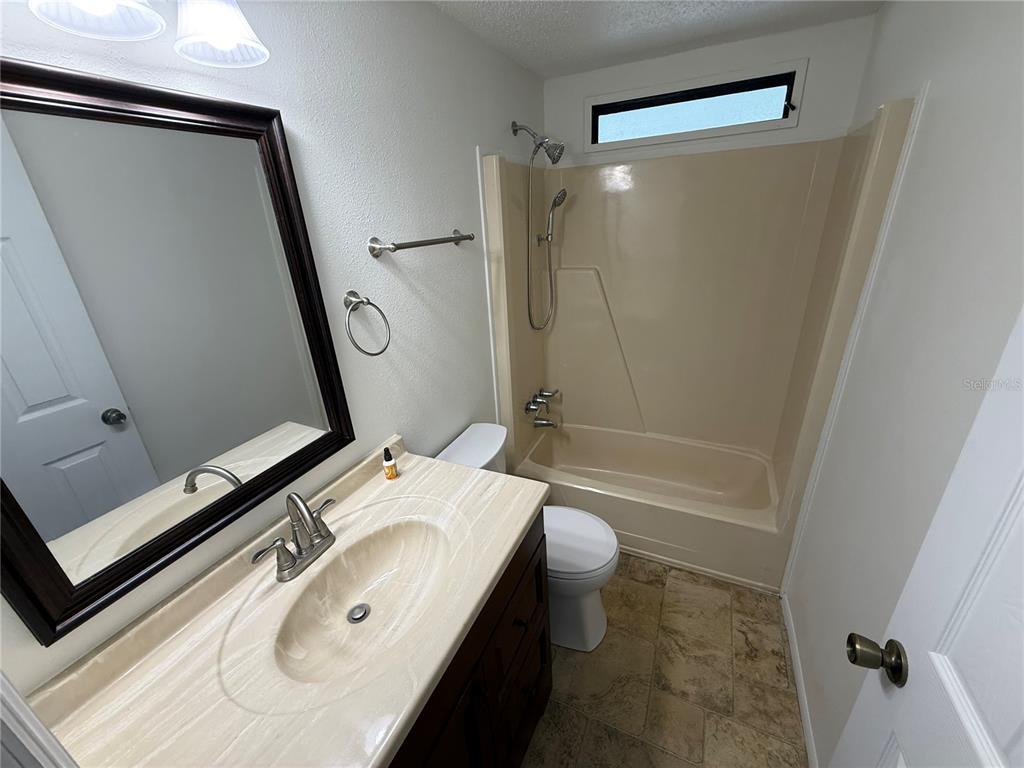 8 Robin Road Wildwood, FL 34785 - Photo 19 of 46