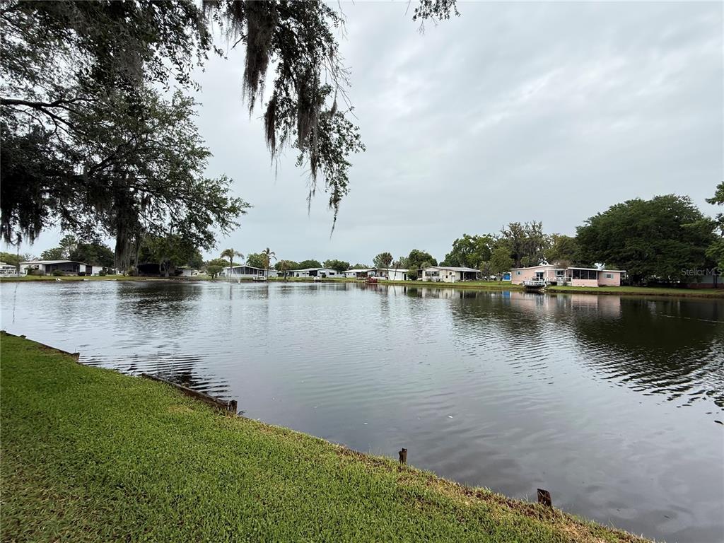 8 Robin Road Wildwood, FL 34785 - Photo 33 of 46