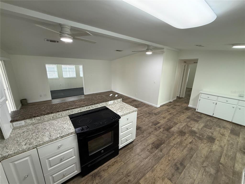 8 Robin Road Wildwood, FL 34785 - Photo 6 of 46