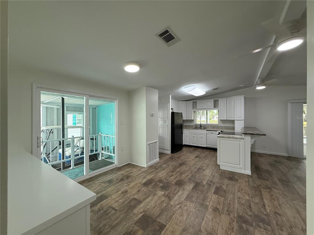 8 Robin Road Wildwood, FL 34785 - Photo 10 of 46