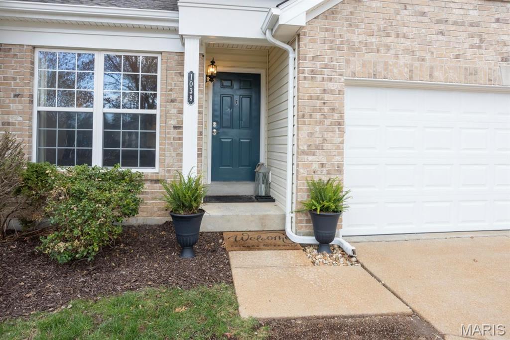 1038 Arbor Pointe Drive Manchester, MO 63088 - Photo 3 of 24