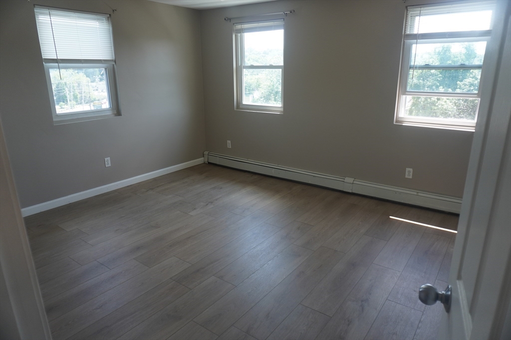 9 Hesper Street, Unit 9 Lynn, MA 01905 - Photo 11 of 20