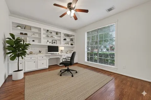 $780,000 | 2115 Foreland Drive, Houston, TX 77077