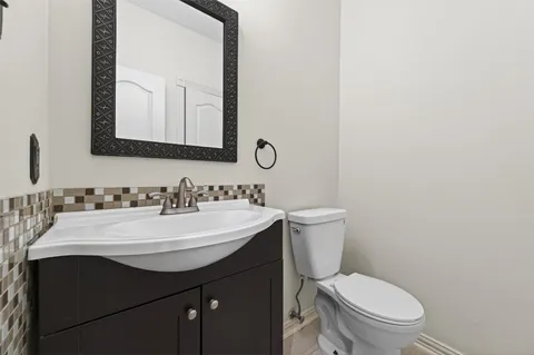 $780,000 | 2115 Foreland Drive, Houston, TX 77077