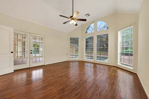 $780,000 | 2115 Foreland Drive, Houston, TX 77077