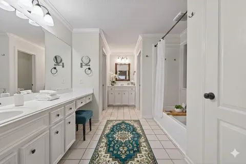 $780,000 | 2115 Foreland Drive, Houston, TX 77077