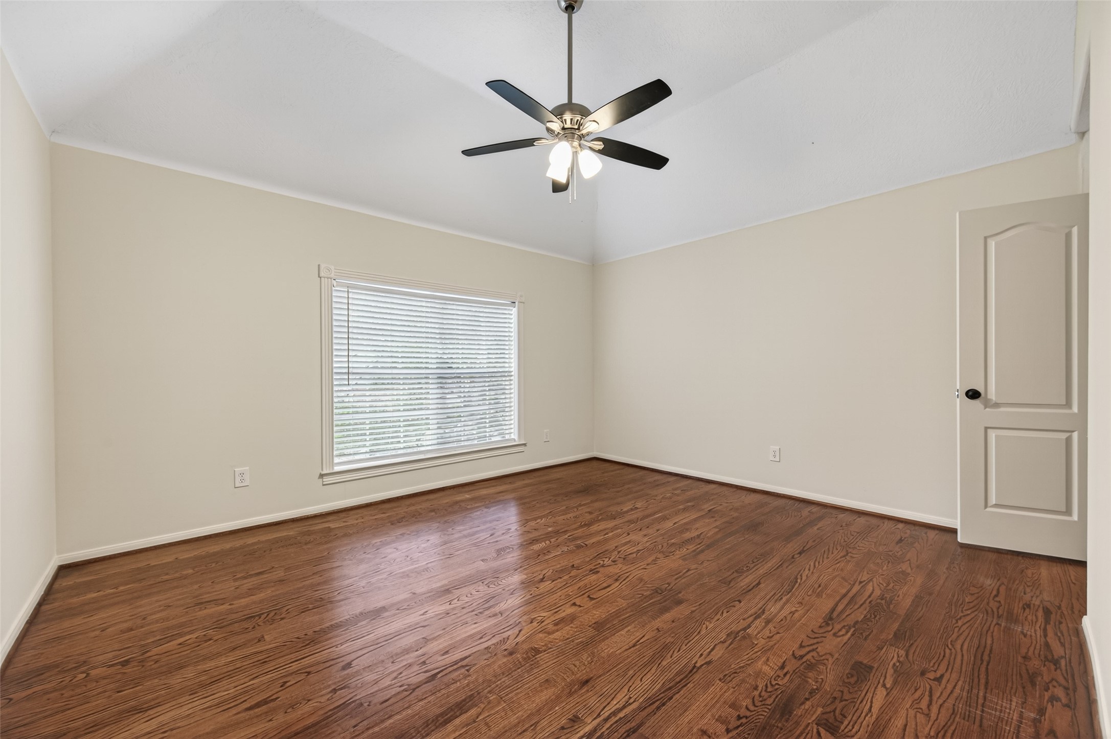 2115 Foreland Drive Houston, TX 77077 - Photo 40 of 50 3 of 3 bedrooms located upstairs