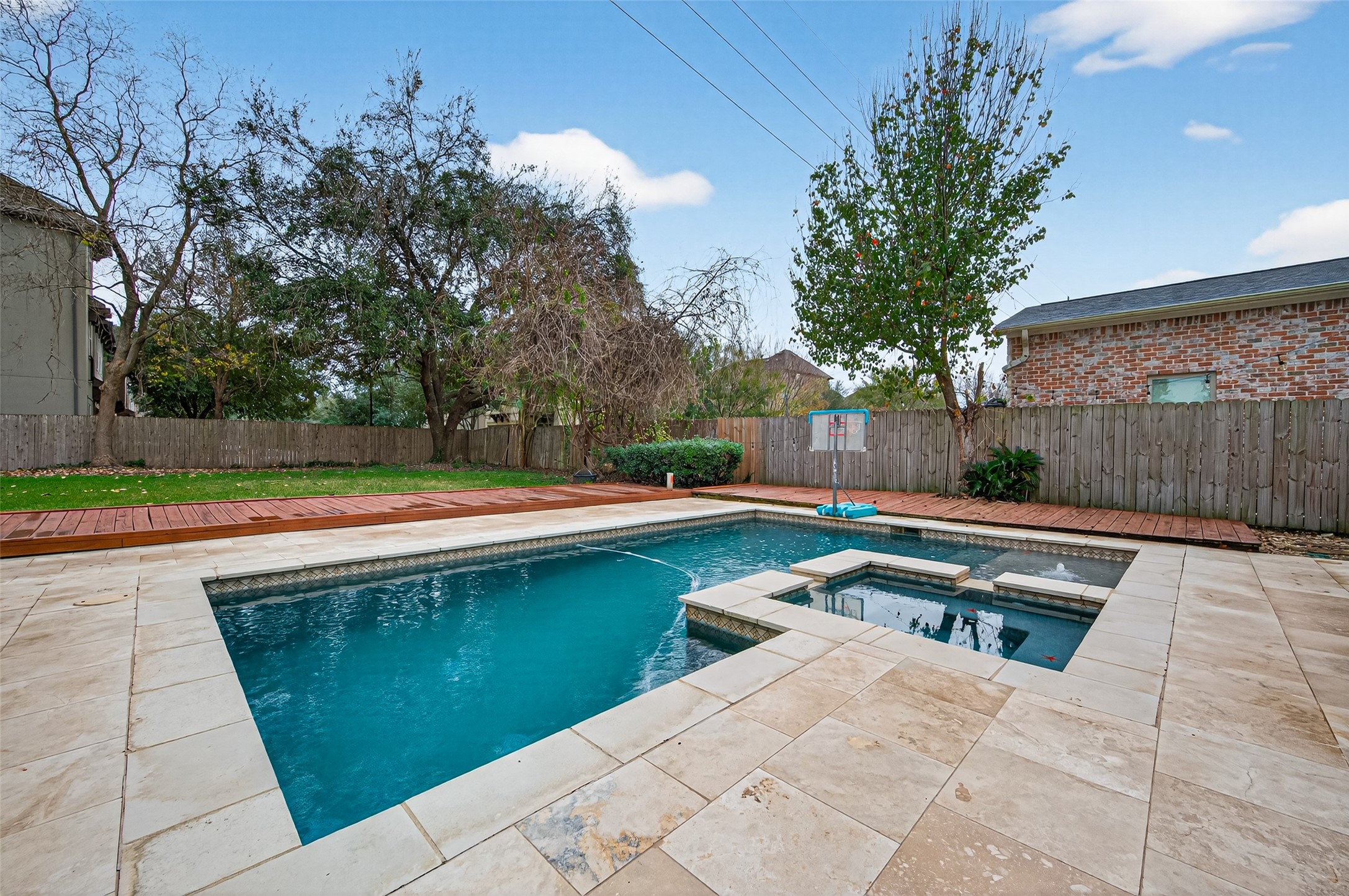 2115 Foreland Drive Houston, TX 77077 - Photo 45 of 50 Pool and spa