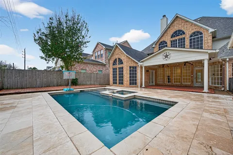 $780,000 | 2115 Foreland Drive, Houston, TX 77077