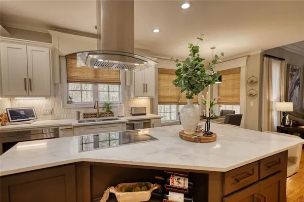 $1,100,000 | 401 St Regis Drive, Oxford, GA 30054