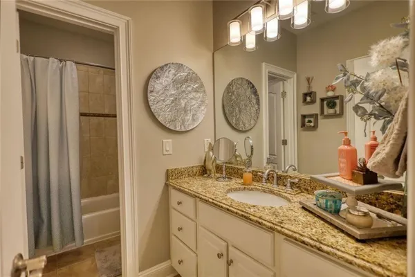 $1,100,000 | 401 St Regis Drive, Oxford, GA 30054