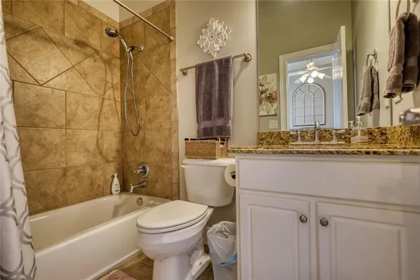$1,100,000 | 401 St Regis Drive, Oxford, GA 30054