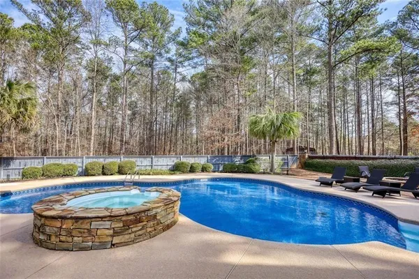$1,100,000 | 401 St Regis Drive, Oxford, GA 30054