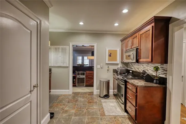 $1,100,000 | 401 St Regis Drive, Oxford, GA 30054