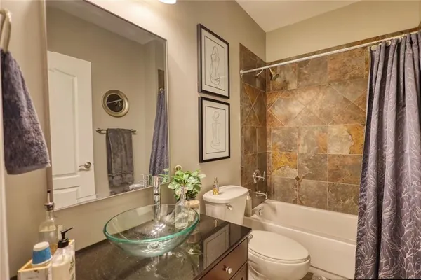 $1,100,000 | 401 St Regis Drive, Oxford, GA 30054