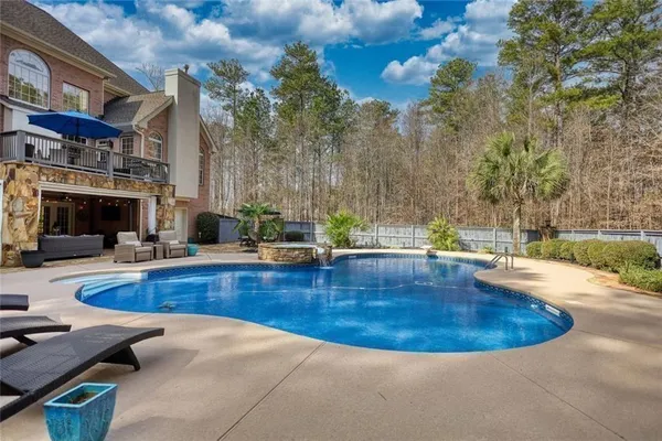 $1,100,000 | 401 St Regis Drive, Oxford, GA 30054
