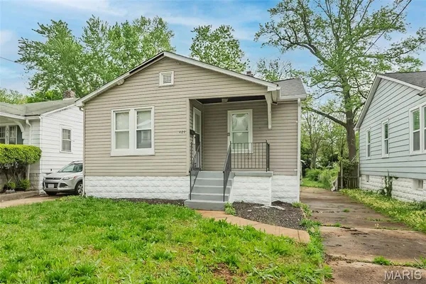 $89,200 | 424 Georgia Avenue, Ferguson, MO 63135