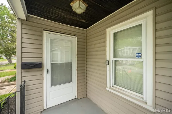 $89,200 | 424 Georgia Avenue, Ferguson, MO 63135